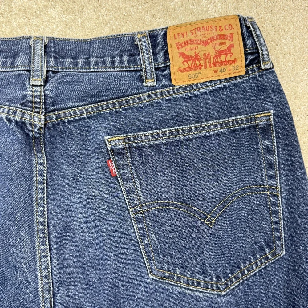 Levis 505 Jeans Mens 40x31 Blue Denim High Rise Straight Leg‎ Regular Fit
